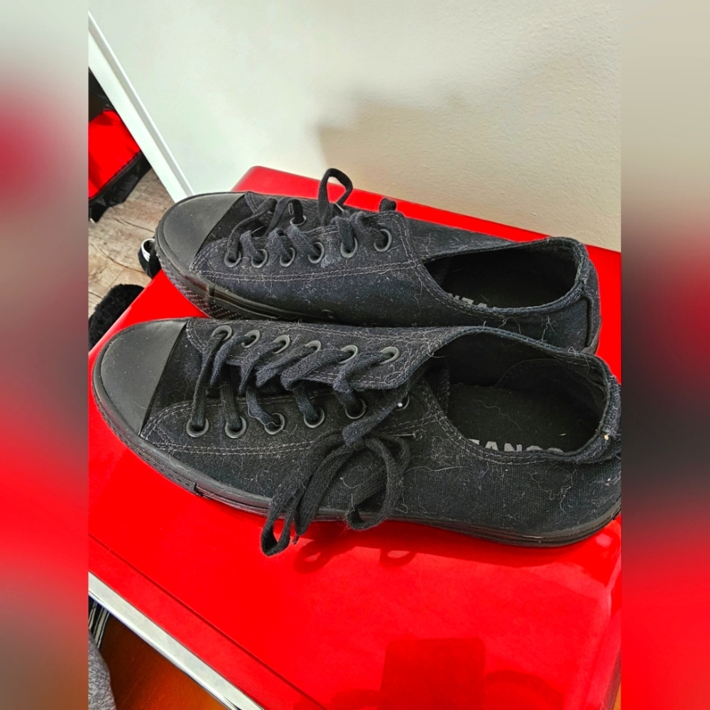 All Black Converse